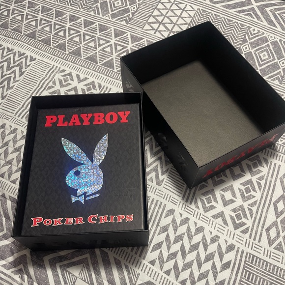 Playboy Poker Kit – Complete Set for a Fun Poker Night! ♠️❤️♦️♣️ - Picture 13 of 17